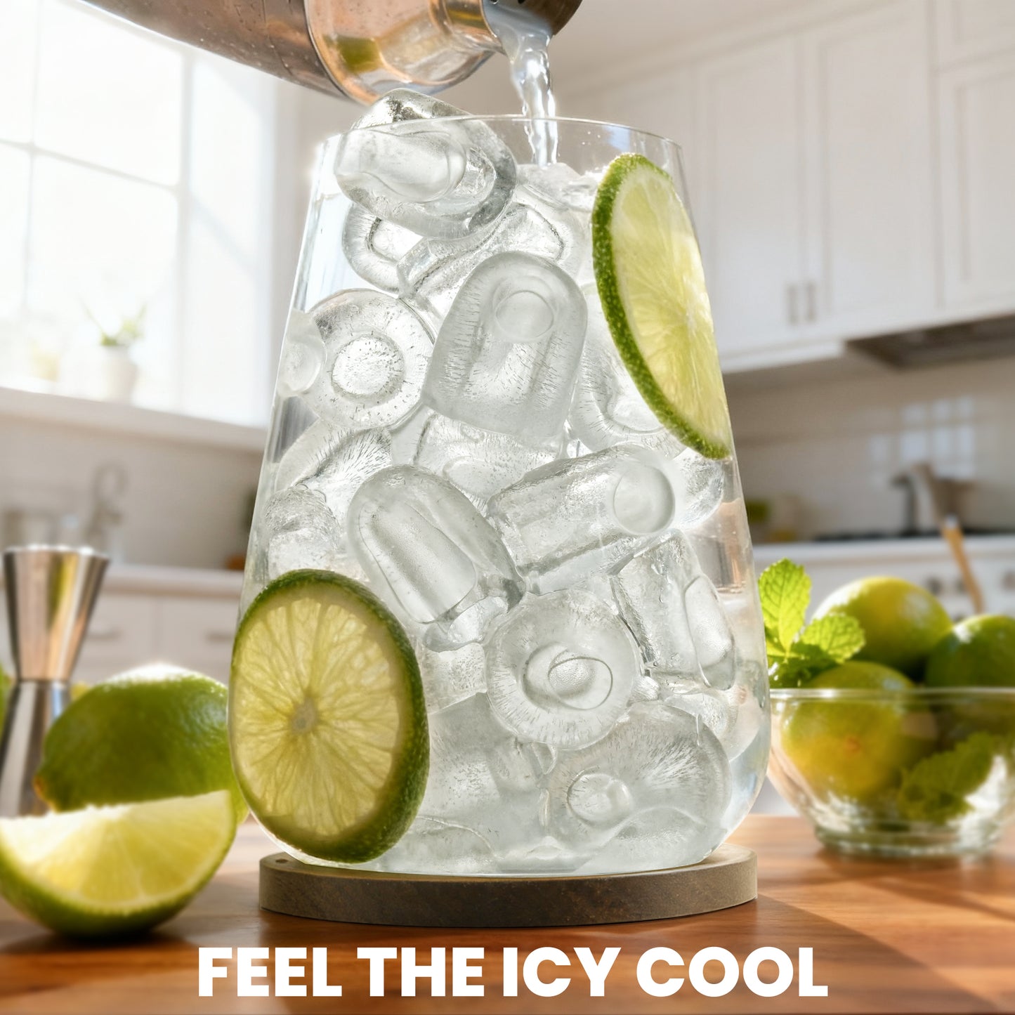 Goosiay Countertop Ice Maker, 26lbs Portable Small Ice Makers with Handle, 8 Cubes in 6 Mins, 2 Size of Bullet Ice, Self-Cleaning Mini Ice Machine for Home, Kitchen, RV, Camping, Black